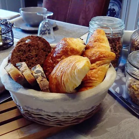 Nocleg ze śniadaniem Le Clos Des Treilles Nuaille-d'Aunis