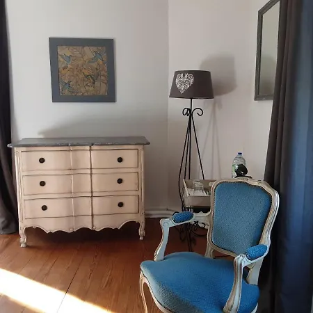 Nocleg ze śniadaniem Le Clos Des Treilles 3*