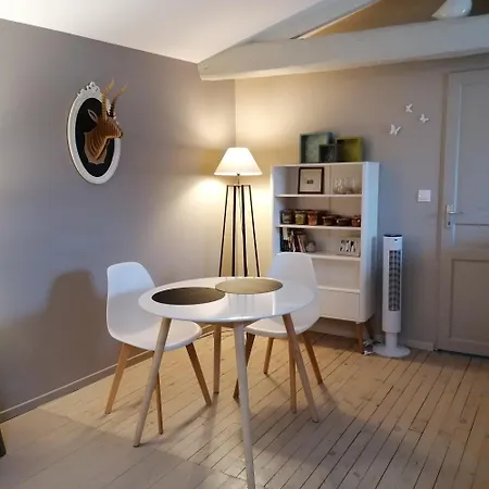 Frühstückspension Le Clos Des Treilles 3*