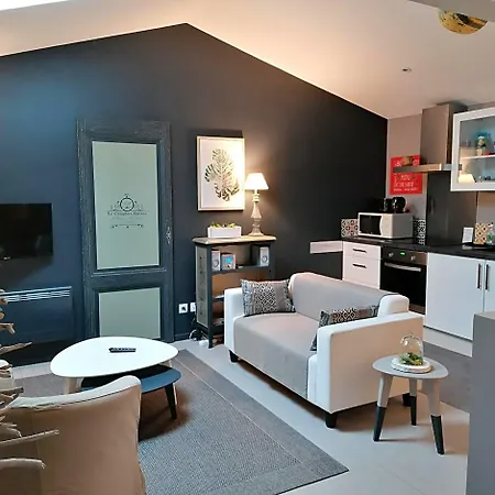 Le Clos Des Treilles Bed & Breakfast Nuaille-d'Aunis