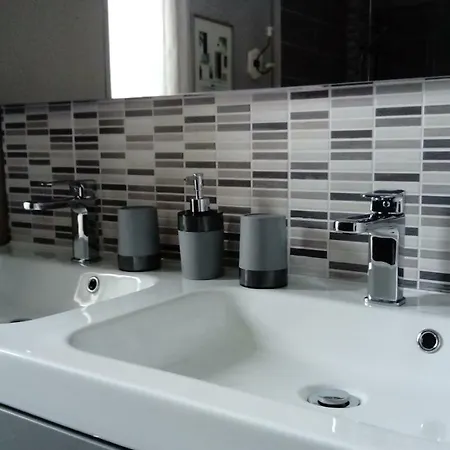 Le Clos Des Treilles