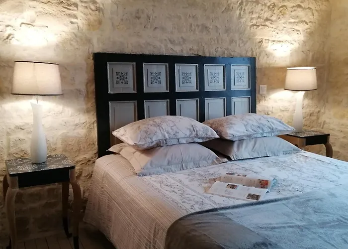 Le Clos Des Treilles